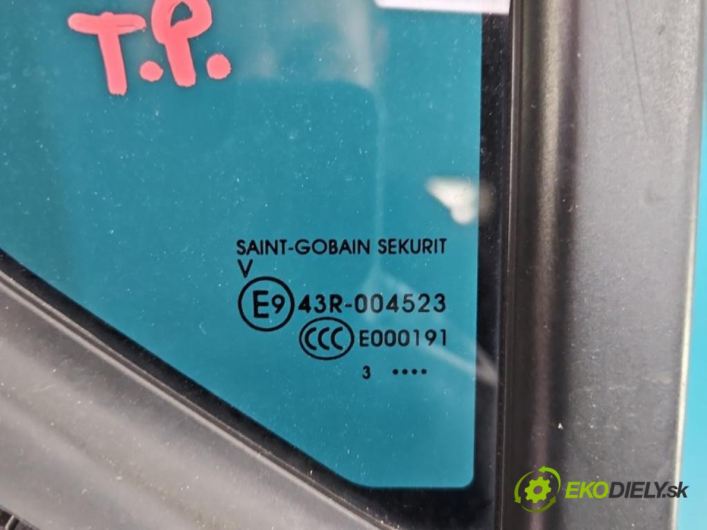 Toyota Proace City 1.2 110 hp manual 81 kW 1199 cm3 5- sklo dveře zadní pravé