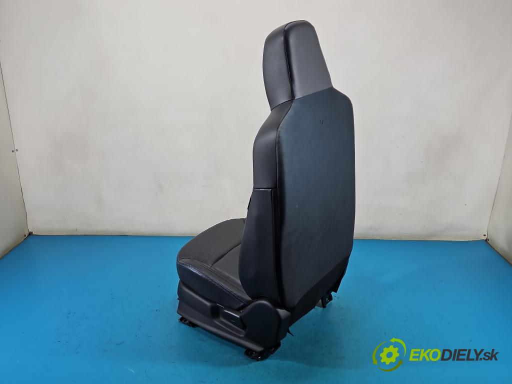 Dacia Spring 0.0 45KM automatic 33 kW  5- sedačke: komplet 