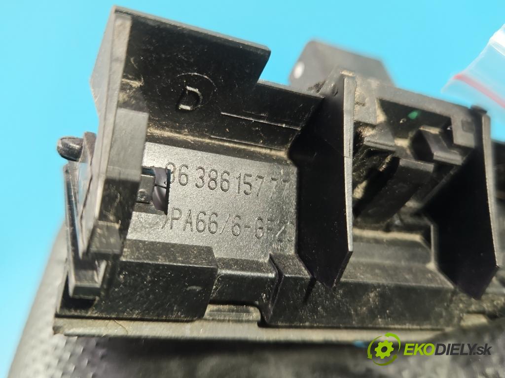 Peugeot Rifter 1.5 hdi 131 HP manual 96 kW 1499 cm3 5- rukoväť kufrové dvere zadné 9638615777