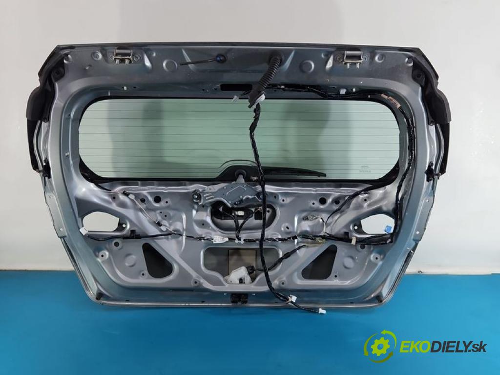Toyota Auris II 2012-2018 1.6 16V 132 hp manual 97 kW 1598 cm3 5- zadní kufrové dveře  (Zadní kapota (kufr))