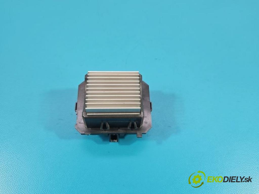 Peugeot Rifter 1.5 hdi 131 hp manual 96 kW 1499 cm3 5- rezistor 9304050-01
