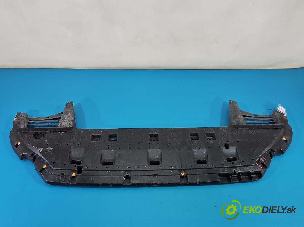Peugeot Rifter 1.5 hdi 131 HP manual 96 kW 1499 cm3 5- kryt plast 
