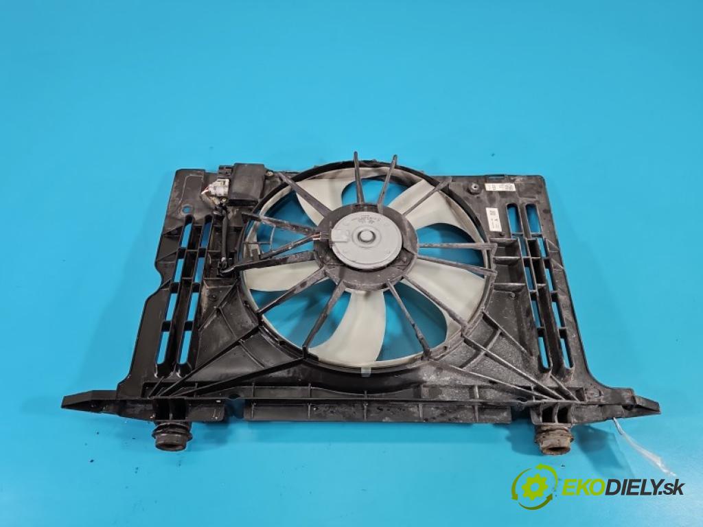 Toyota Auris II 2012-2018 1.6 16V 132 hp manual 97 kW 1598 cm3 5- ventilátor chladič 16040-0T720