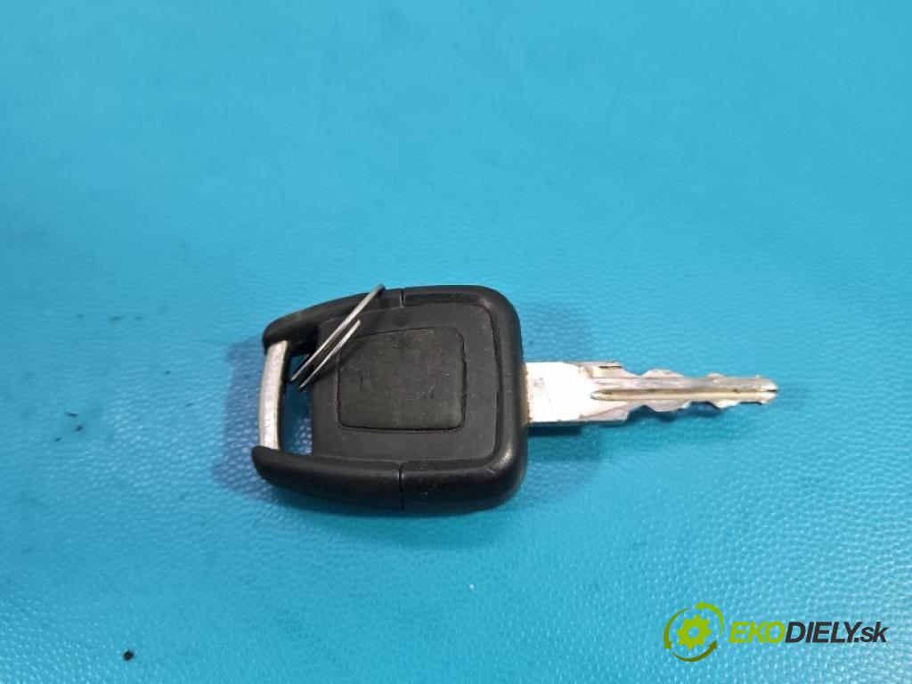 Opel Zafira A 1999-2005 1.8 16V 116 hp manual 85 kW 1796 cm3 5- řídící jednotka motoru 90582539