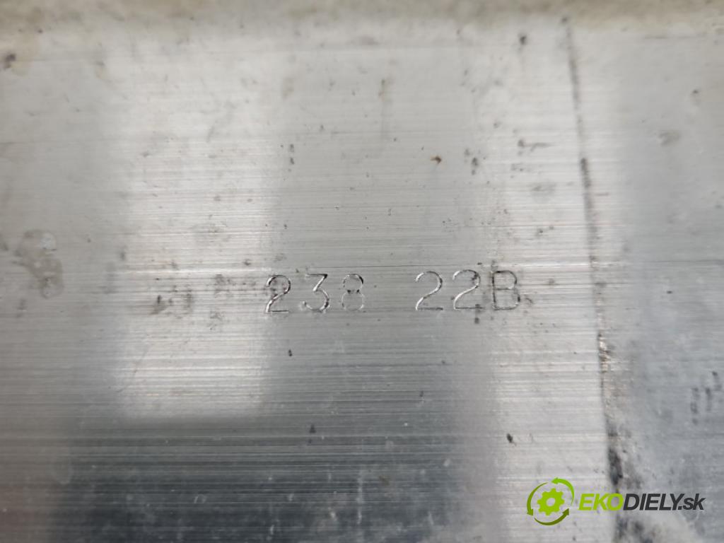 Peugeot Rifter 1.5 hdi 131 HP manual 96 kW 1499 cm3 5- výstuha nárazník predné