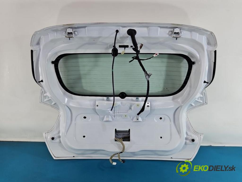 Dacia Spring 0.0 45KM automatic 33 kW  5- zadní kufrové dveře  (Zadní kapota (kufr))