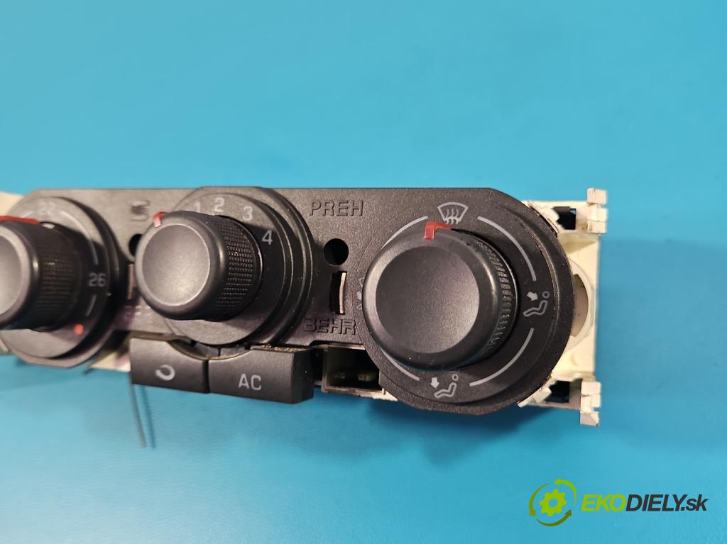 Seat Ibiza III 6L 2002-2008 1.2 12V AZQ 64 HP manual 47 kW 1198 cm3 3- panel kúrenia 6L0820045
