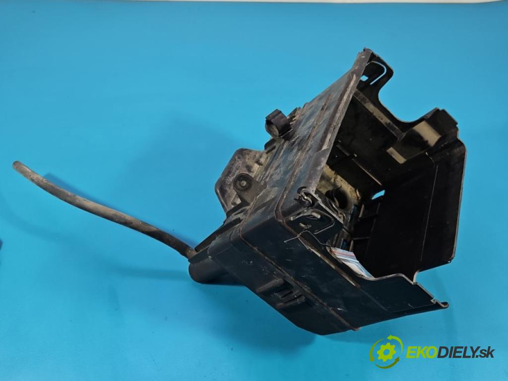 Seat Ibiza III 6L 2002-2008 1.2 12V AZQ 64 HP manual 47 kW 1198 cm3 3- obal akumulatora 6Q0915331