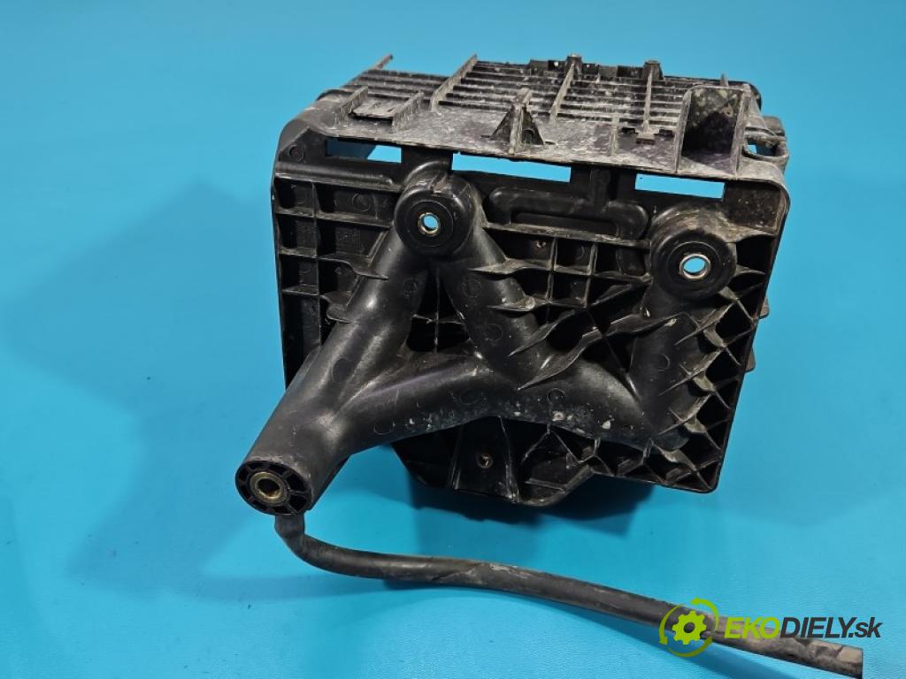 Seat Ibiza III 6L 2002-2008 1.2 12V AZQ 64 HP manual 47 kW 1198 cm3 3- obal akumulatora 6Q0915331