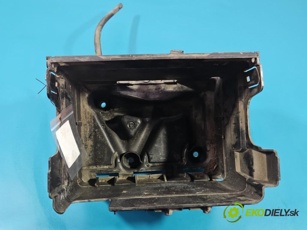 Seat Ibiza III 6L 2002-2008 1.2 12V AZQ 64 HP manual 47 kW 1198 cm3 3- obal akumulatora 6Q0915331