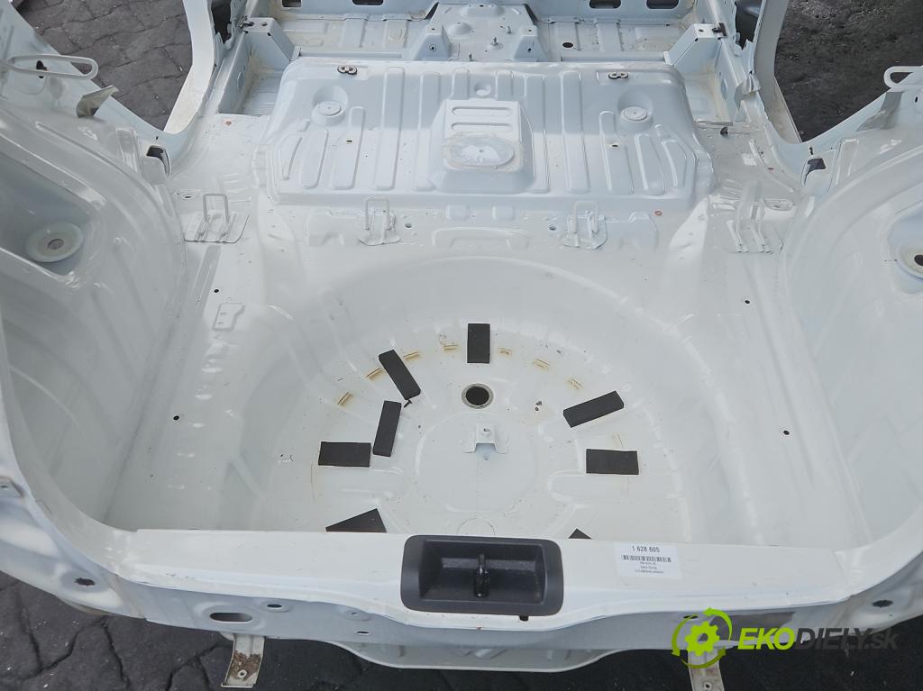 Dacia Spring 0.0 45KM automatic 33 kW 5- stěna zadní
