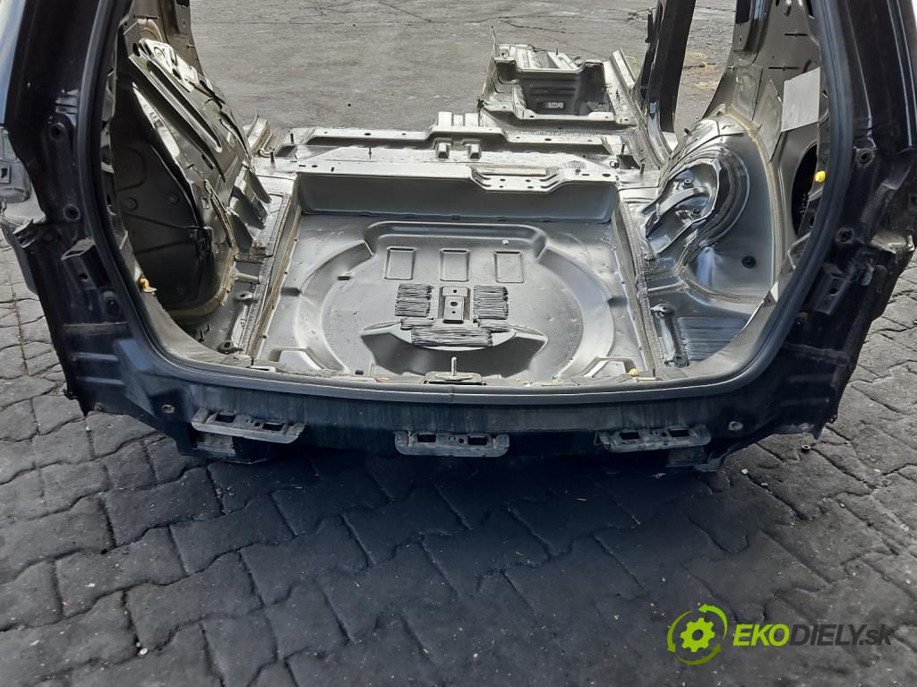 Jeep Grand Cherokee WK2 IV 2010-2021 3.0 CRD VM63D 250 hp automatic 184 kW 2987 cm3 5- stěna zadní 