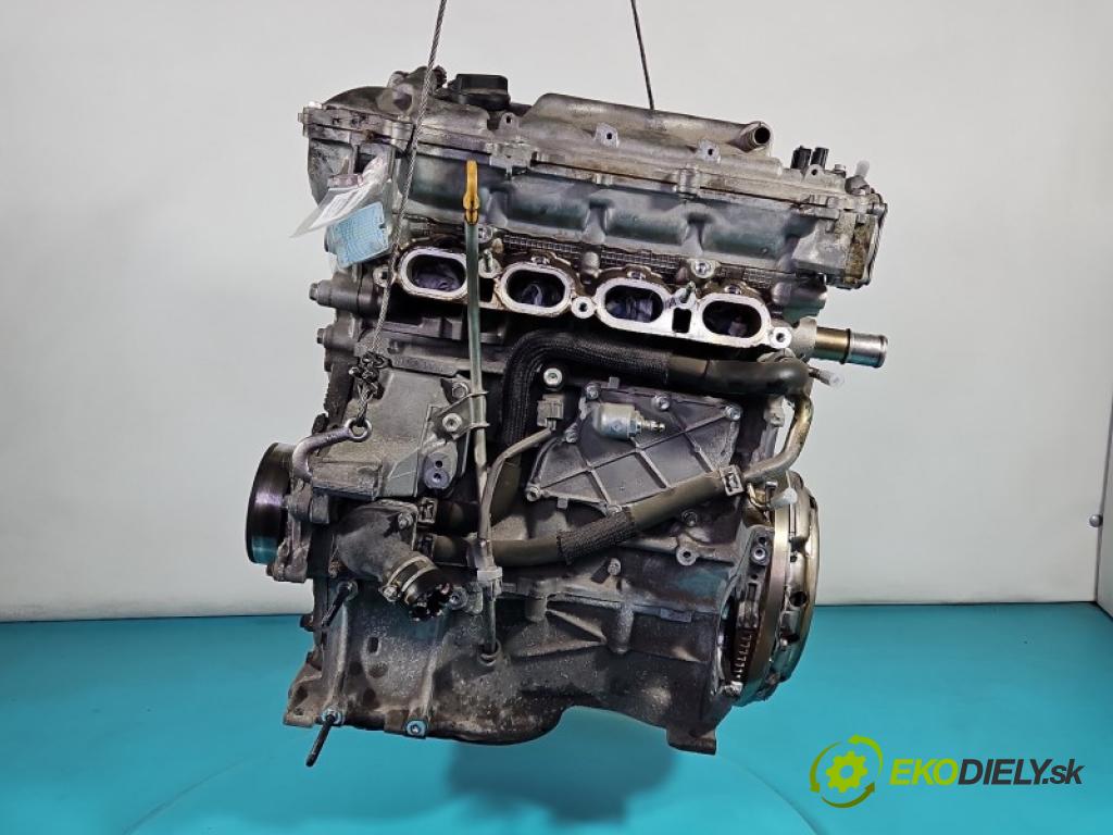 Toyota Auris II 2012-2018 1.6 16V 132 HP manual 97 kW 1598 cm3 5- motor benzín: 1ZR