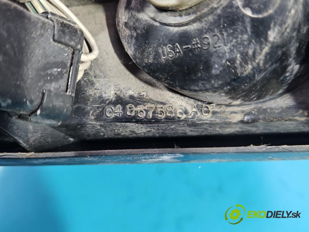Chrysler Pacifica 3.5 V6 automatic 183 kW 3518 cm3 5- světlo zadní pravé blatník: 04857586AC