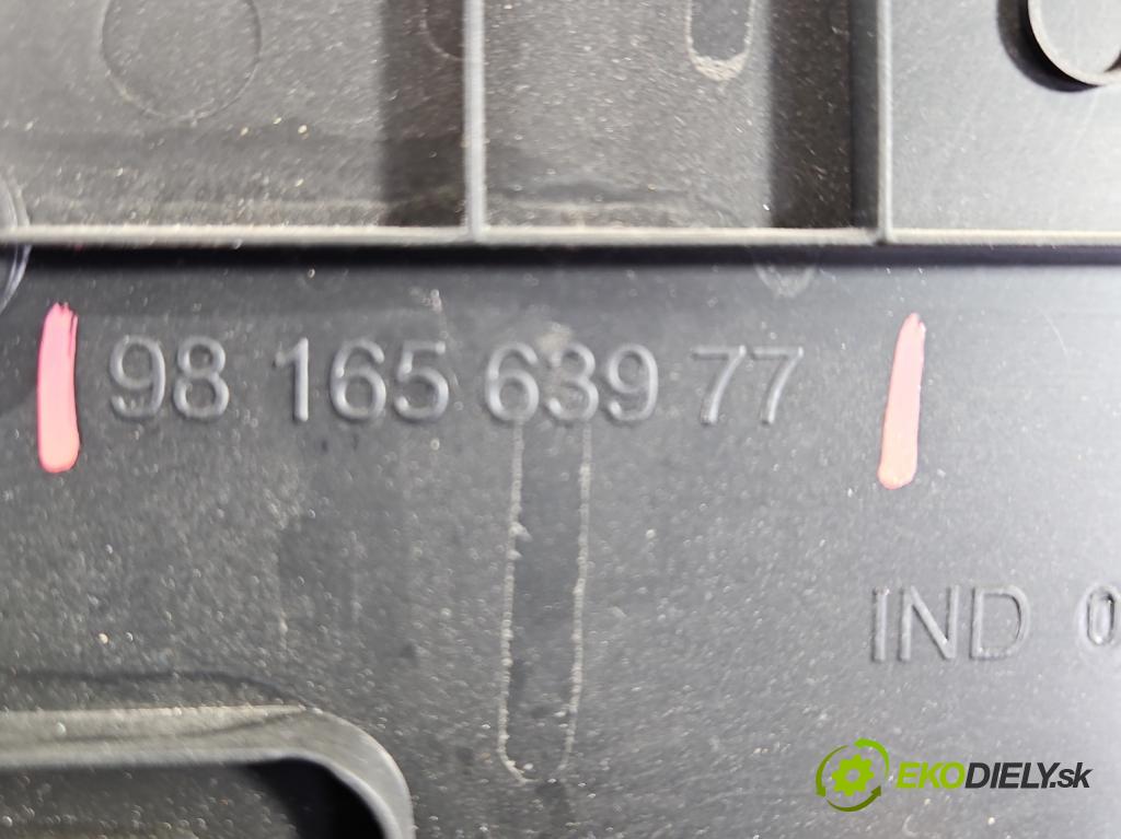 Toyota Proace City 1.2 12V 110 hp manual 81 kW 1199 cm3 5- kryt plastová 9816563977