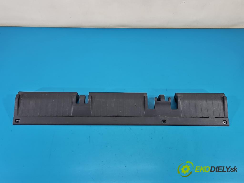 Toyota Proace City 1.2 12V 110 HP manual 81 kW 1199 cm3 5- kryt plast 