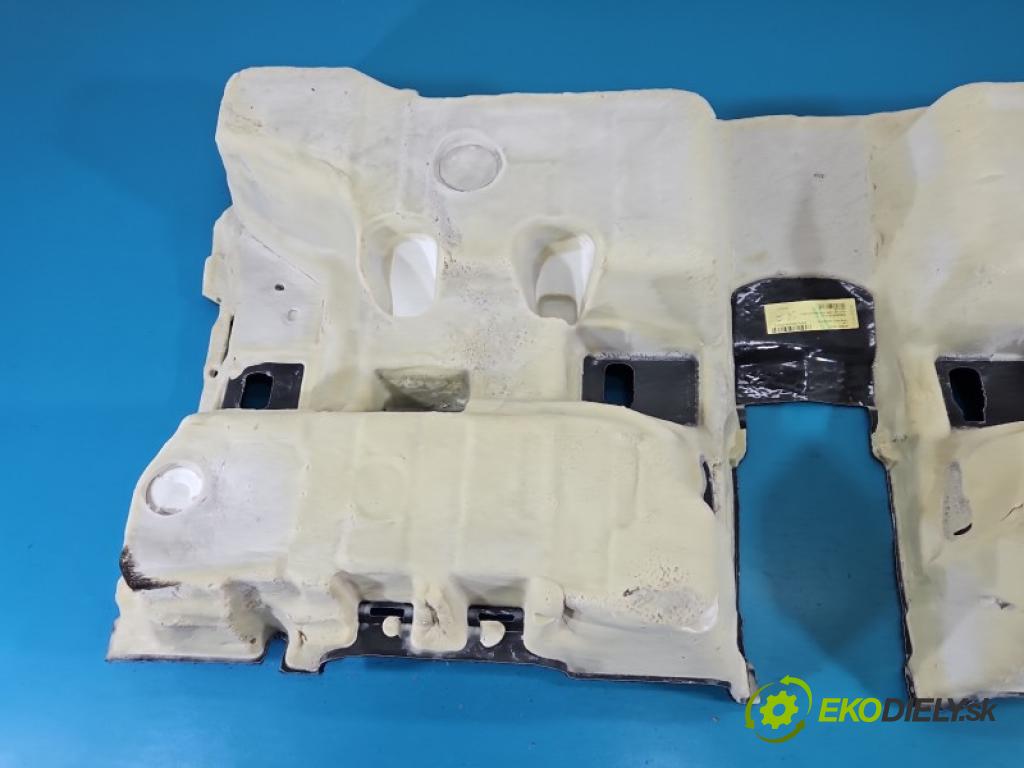 Peugeot Rifter 1.5 hdi 131 HP manual 96 kW 1499 cm3 5- koberec do auta ostatné 98365718ZD
