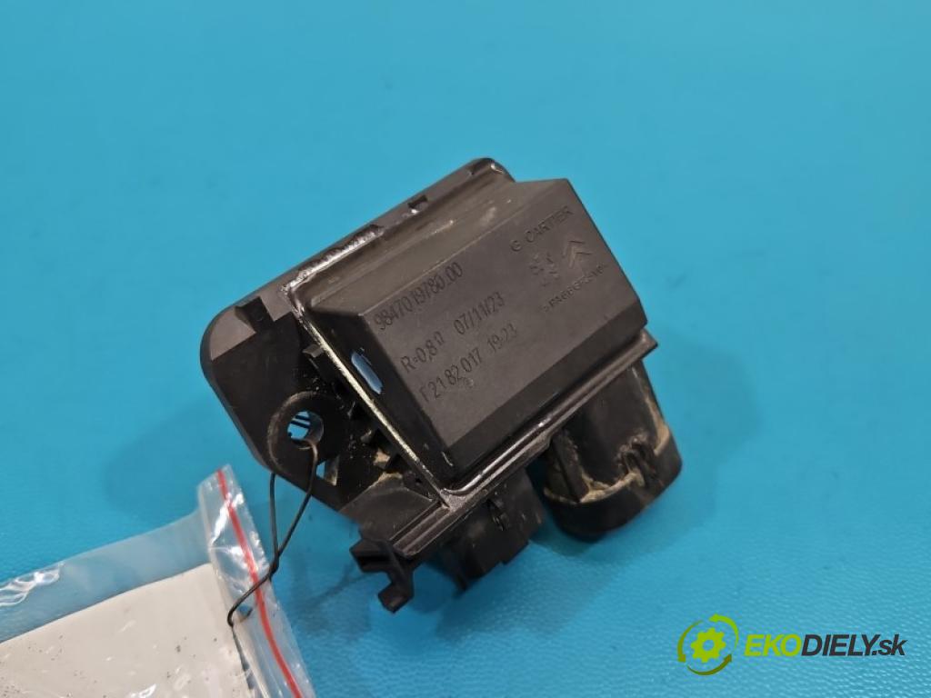 Toyota Proace City 1.2 110 HP manual 81 kW 1199 cm3 5- Relé: ventilátoru 9847019780