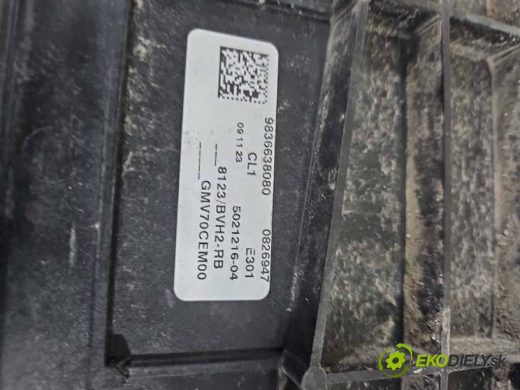 Toyota Proace City 1.2 110 hp manual 81 kW 1199 cm3 5- ventilátor chladič 9836638080