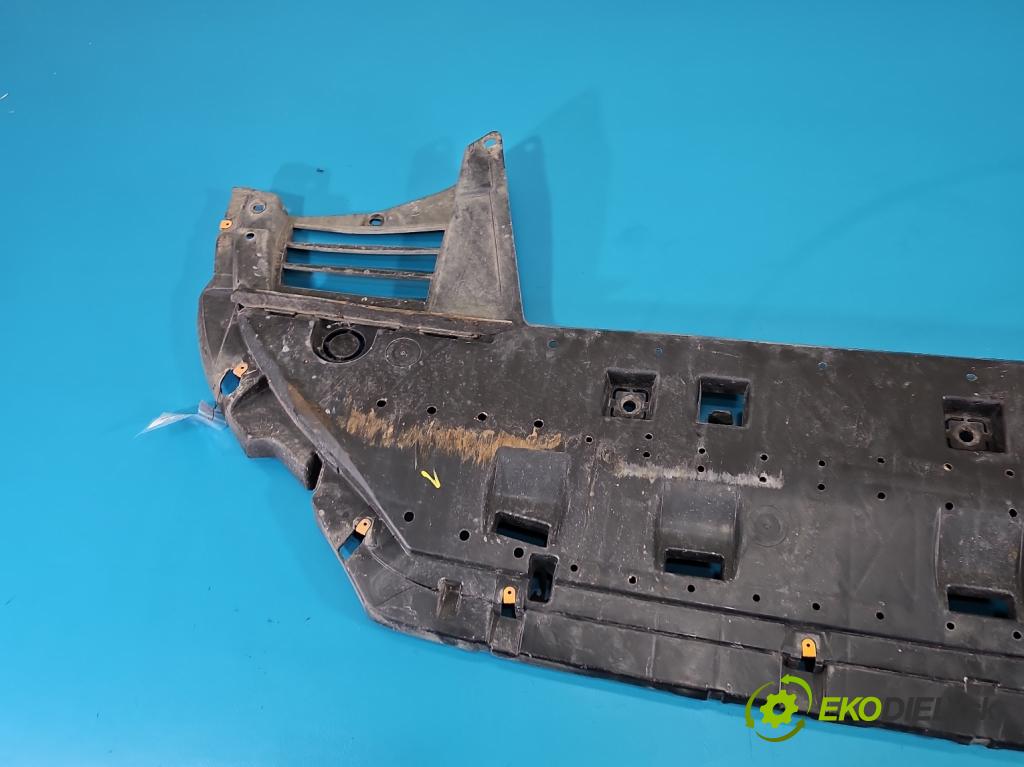 Toyota Proace City 1.2 12V 110 HP manual 81 kW 1199 cm3 5- kryt plast 9825323580