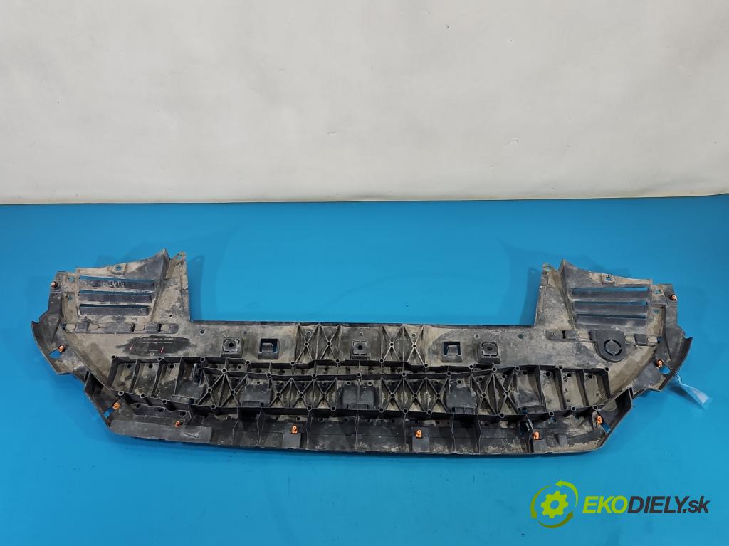 Toyota Proace City 1.2 12V 110 HP manual 81 kW 1199 cm3 5- kryt plast 9825323580