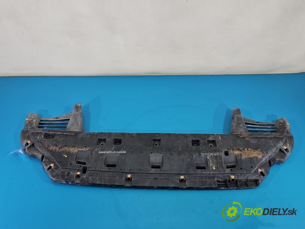 Toyota Proace City 1.2 12V 110 HP manual 81 kW 1199 cm3 5- kryt plast 9825323580