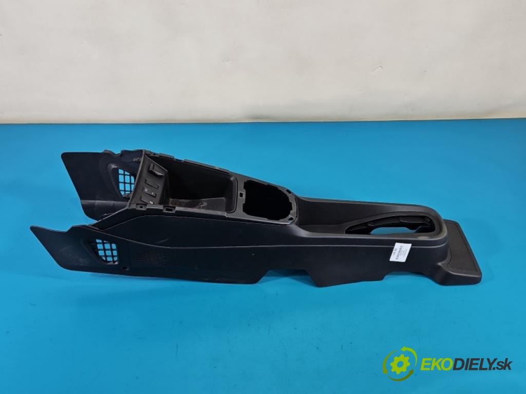 Dacia Spring 0.0 45KM automatic 33 kW  5- loketní opěrka 969107840R (Loketní opěrka)