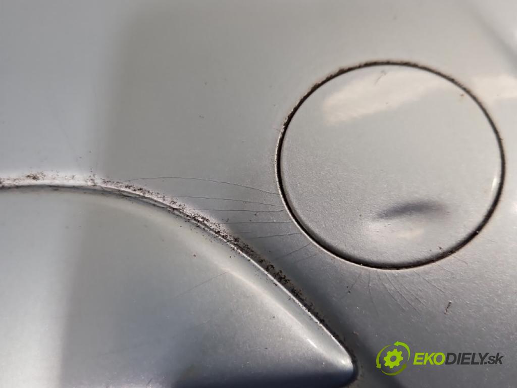 Opel Meriva A 2002-2010 1.3 cdti 75 hp manual 55 kW 1248 cm3 5- nárazník přední  (Klika dveří ostatní)