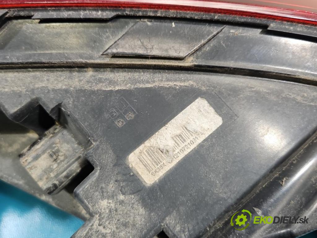 Skoda Octavia IV 2019- 2.0 tdi 150 hp manual 110 kW 1968 cm3 5- světlo zadní pravé blatník: 5E3945208A