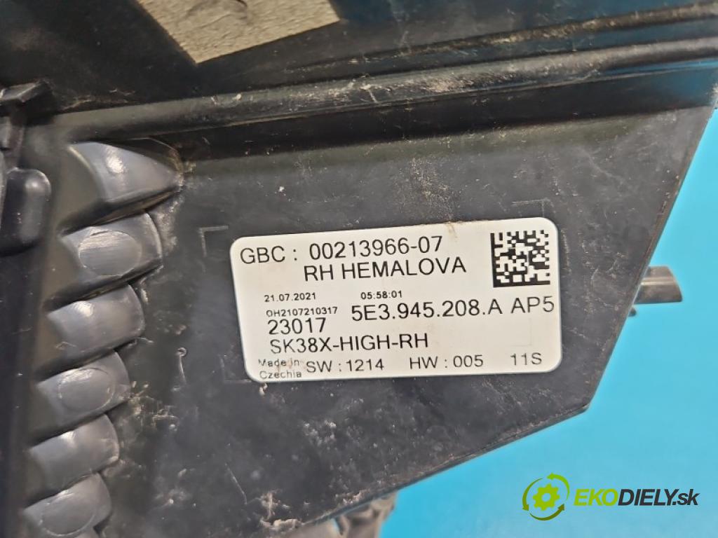 Skoda Octavia IV 2019- 2.0 tdi 150 hp manual 110 kW 1968 cm3 5- světlo zadní pravé blatník: 5E3945208A