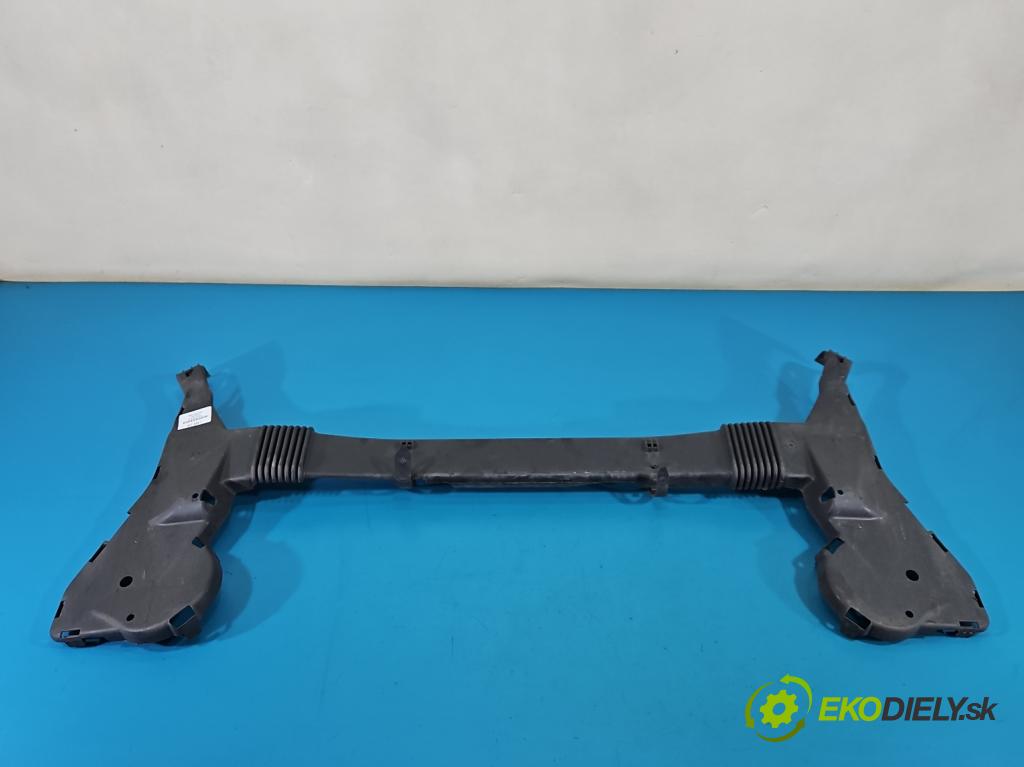 Peugeot Rifter 1.5 hdi 131 HP manual 96 kW 1499 cm3 5- kryt plast 9681912680