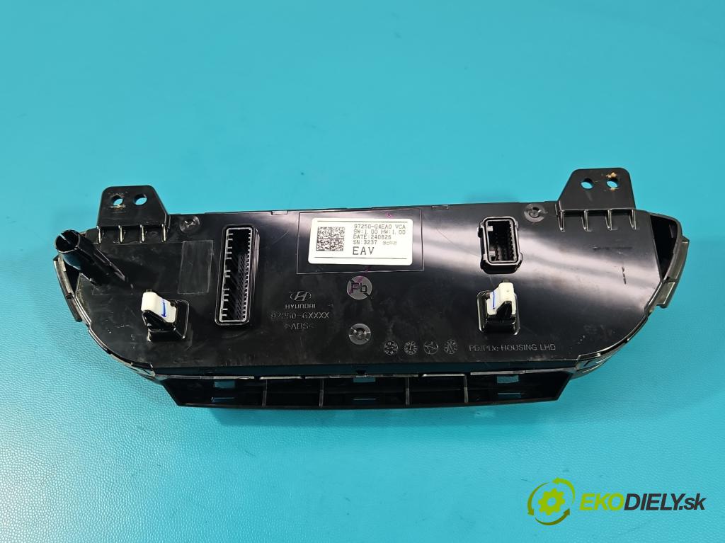 Hyundai I30 III 2016- 1.5 T 140 HP automatic 103 kW 1482 cm3 5- panel kúrenia 97250-G4EA0