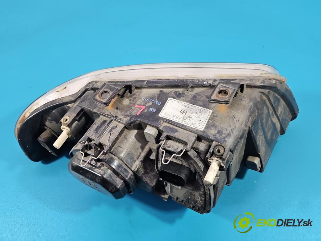 Audi A4 B5 1994-2001 1.9 tdi AHH 90 HP manual 66 kW 1896 cm3 4- Reflektor: ľavý  (Kľučka dverí ostatné)