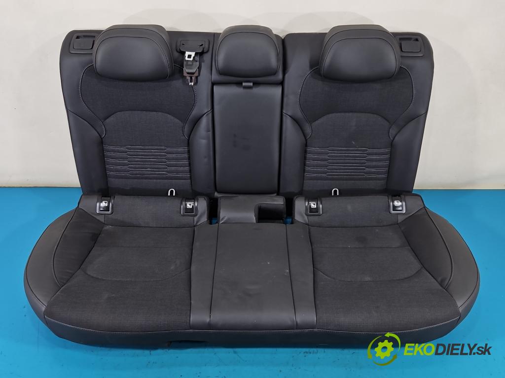 Hyundai I30 III 2016- 1.5 T 140 hp automatic 103 kW 1482 cm3 5- Pohovka: zadní  (Sedadlo)