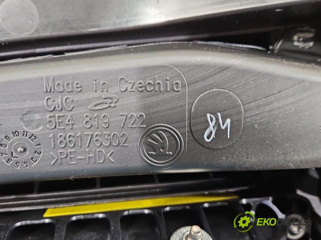 Skoda Octavia IV 2019- 2.0 tdi 150 HP manual 110 kW 1968 cm3 5- kokpit,pristrojová doska rozdeľovacia
