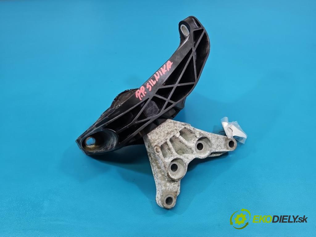 Toyota Proace City 1.2 110 HP manual 81 kW 1199 cm3 5- airbag motora 091622 (Držiak motora)