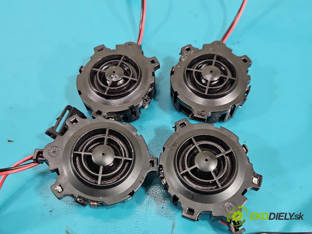 Skoda Octavia IV 2019- 2.0 tdi 150 HP manual 110 kW 1968 cm3 5- reproduktory komplet 5E3035411A