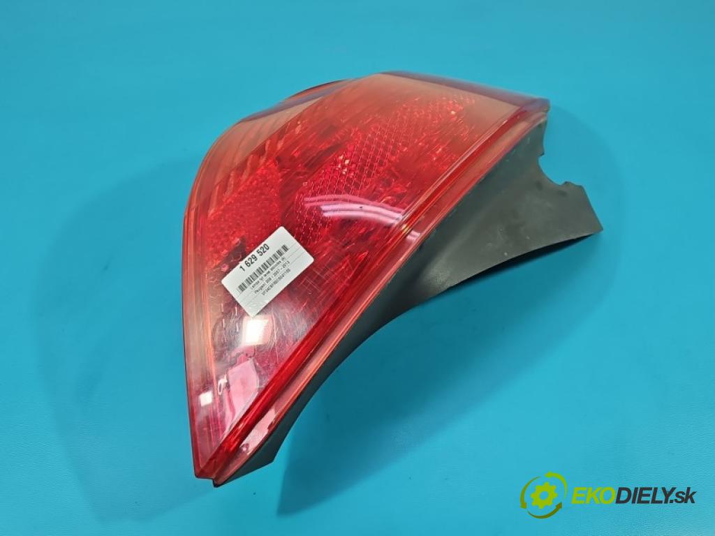 Peugeot 308 I 2007-2013 1.4 16V 98 hp manual 72 kW 1397 cm3 5- světlo zadní levé blatník: 9680425780