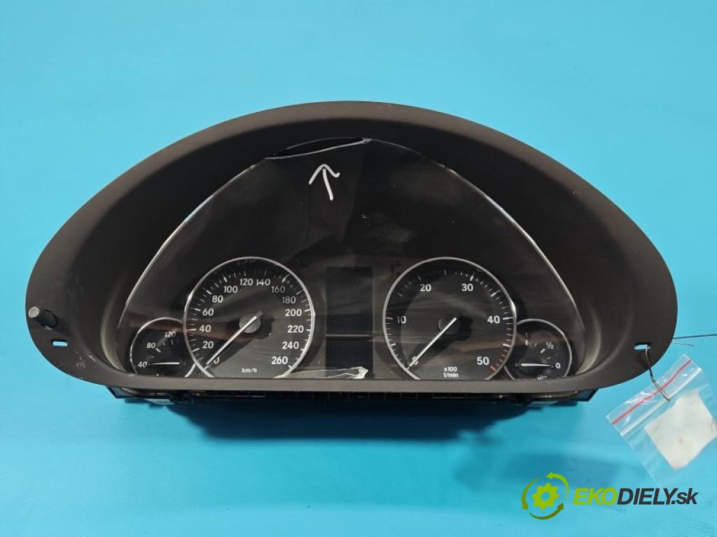 Mercedes C W203 2000-2007 2.7 cdi 170 hp automatic 125 kW 2685 cm3 5- Přístrojová deska A2035407547 (Přístrojová deska)