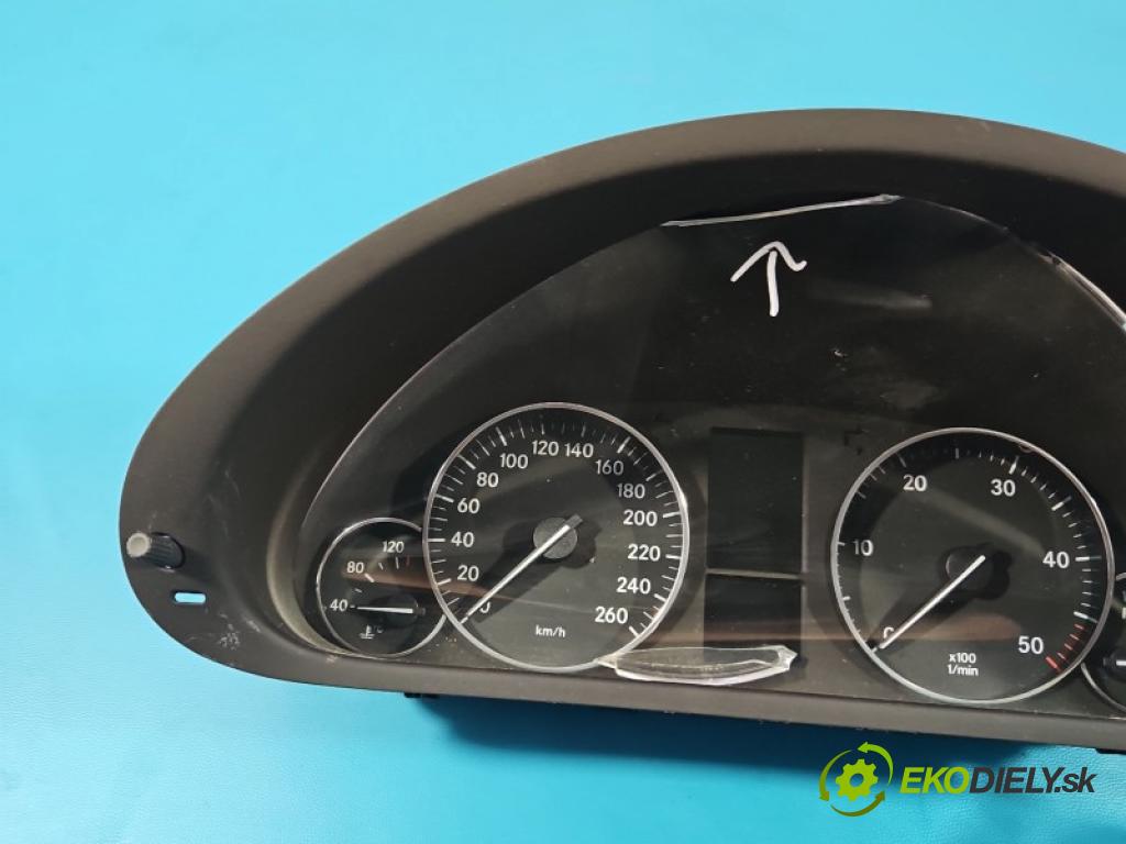 Mercedes C W203 2000-2007 2.7 cdi 170 hp automatic 125 kW 2685 cm3 5- Přístrojová deska A2035407547 (Přístrojová deska)