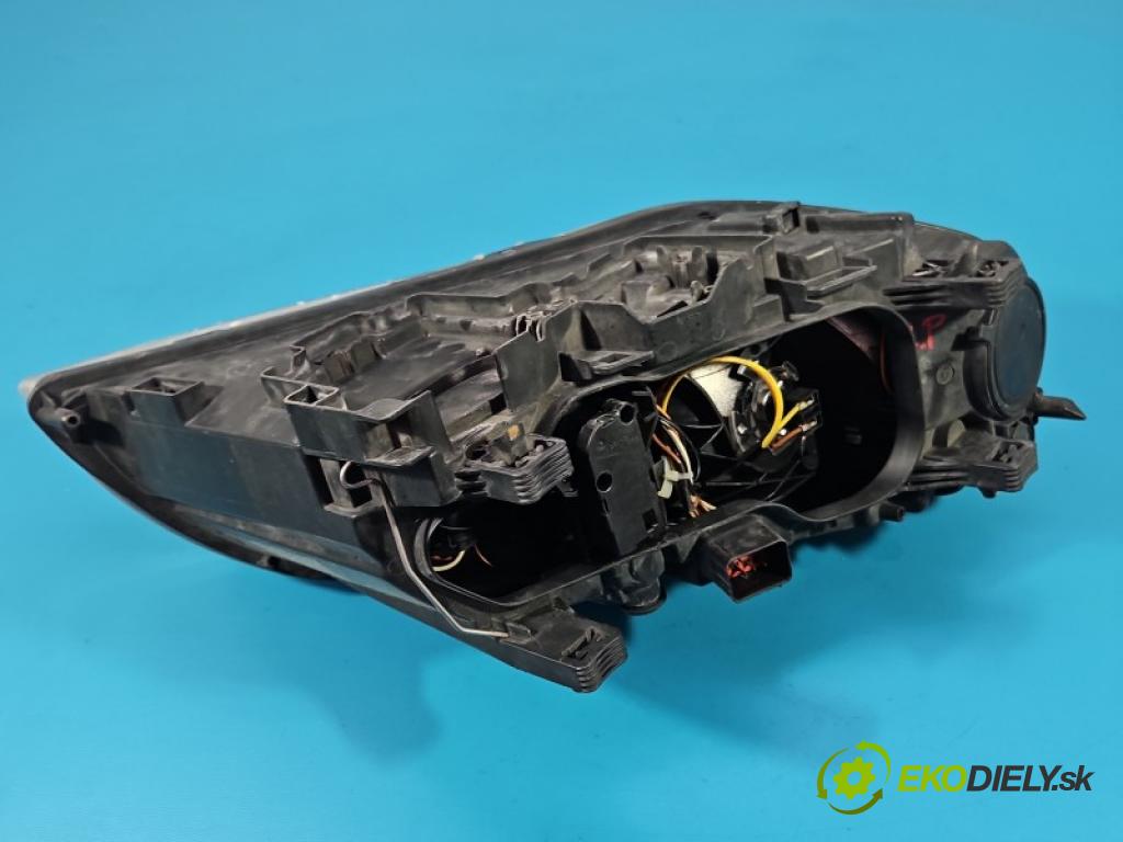 Volvo V70 III 2007-2016 2.4 D5 185 hp automatic 136 kW 2400 cm3 5- světlo levý 31214351 (Klika dveří ostatní)