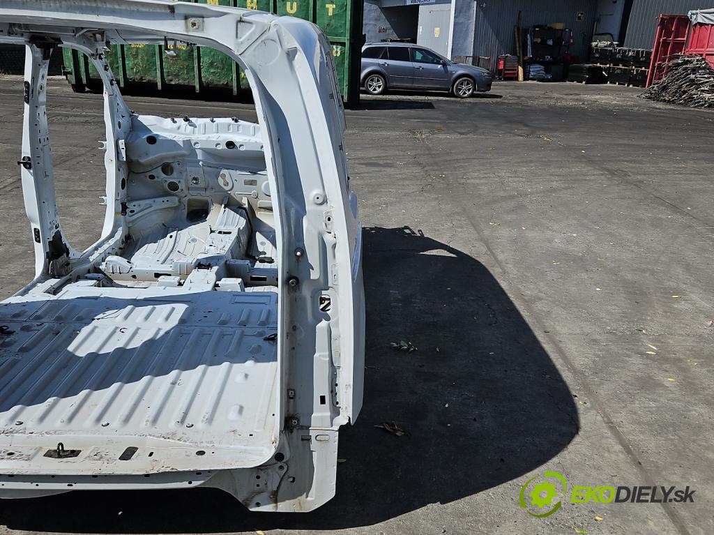 Toyota Proace City 1.2 12V 110 hp manual 81 kW 1199 cm3 5- blatnik zadní pravý