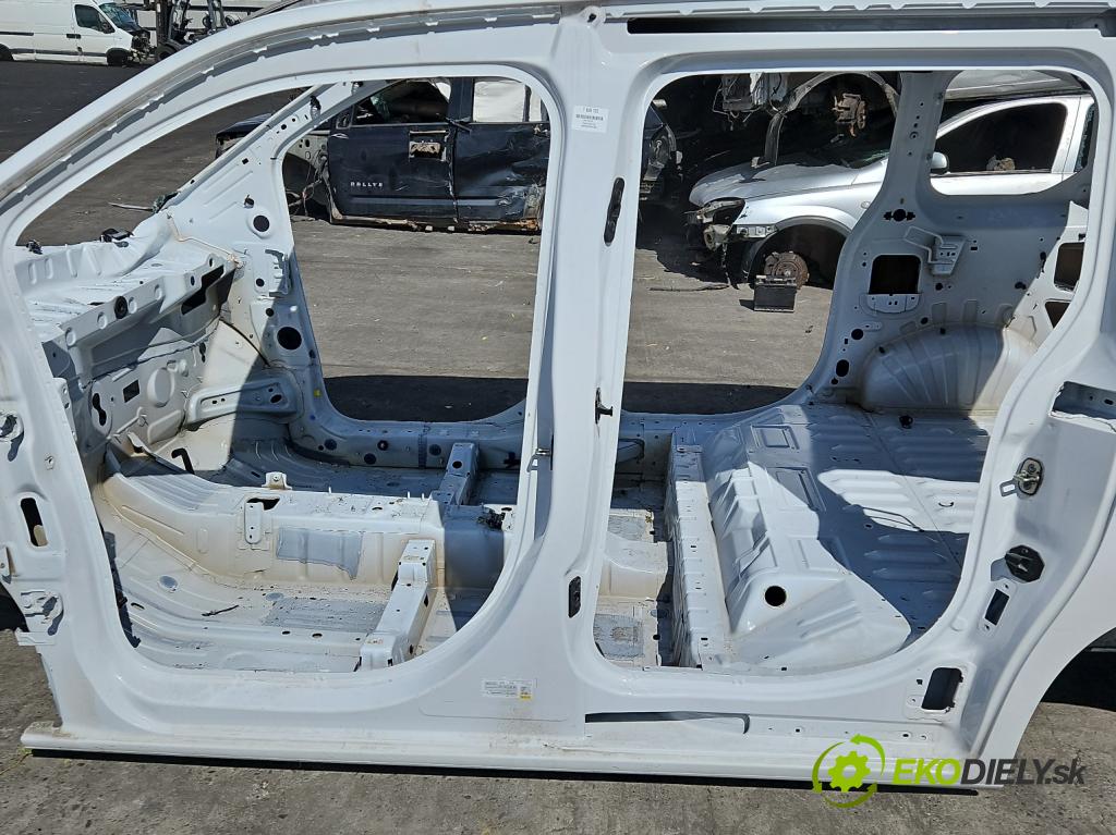 Toyota Proace City 1.2 12V 110 hp manual 81 kW 1199 cm3 5- práh levý  (Karoserie ostatní)