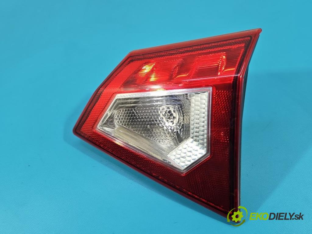 Suzuki Vitara II 2015- 1.6 16V 120 HP manual 88 kW 1586 cm3 5- svetlo / reflektor zadné pravé kufrové dvere 132-18097