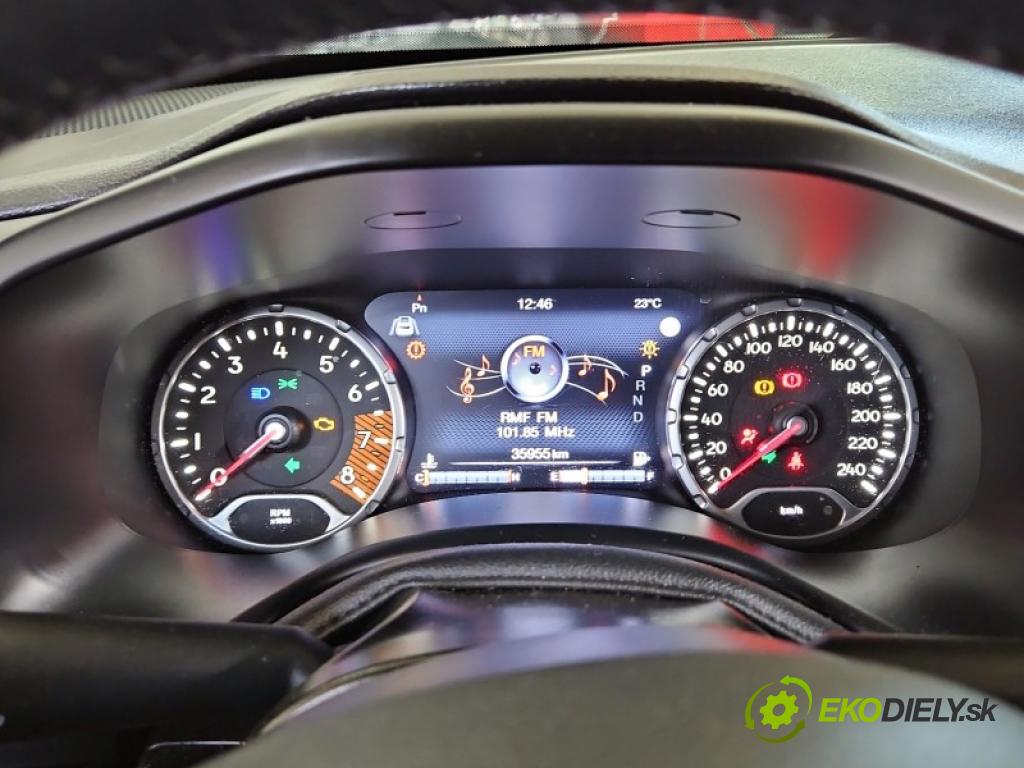 Jeep Renegade 2014- 1.3 T 150 hp automatic 110 kW 1332 cm3 5- Přístrojová deska 735743754 (Přístrojová deska)