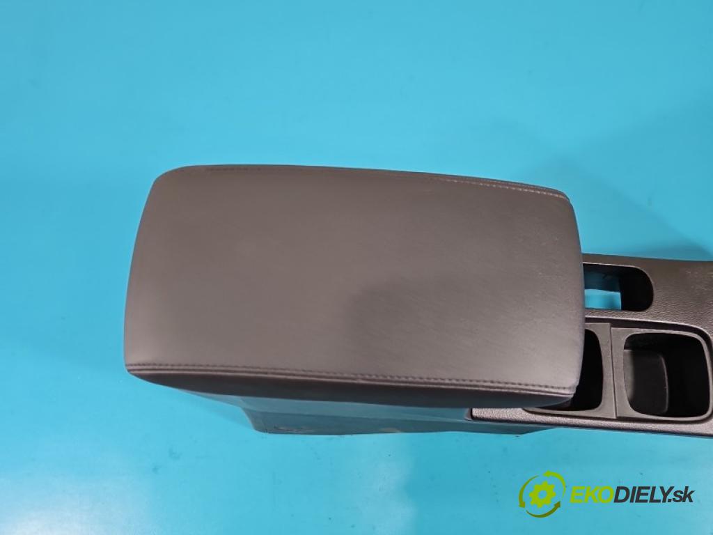 Suzuki Vitara II 2015- 1.6 16V 120 hp manual 88 kW 1586 cm3 5- loketní opěrka 2380568 75861-54P0 (Loketní opěrka)