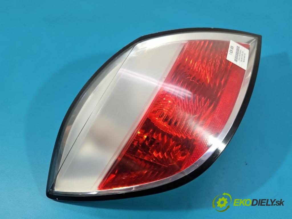 Opel Astra III 2004-2014 1.4 16V 90 hp manual 66 kW 1364 cm3 5- světlo zadní levé blatník: 24451835