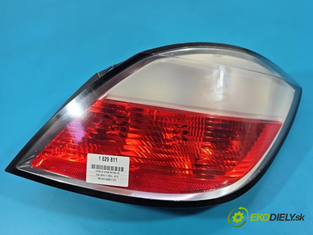 Opel Astra III 2004-2014 1.4 16V 90 hp manual 66 kW 1364 cm3 5- světlo zadní pravé blatník: 24451837