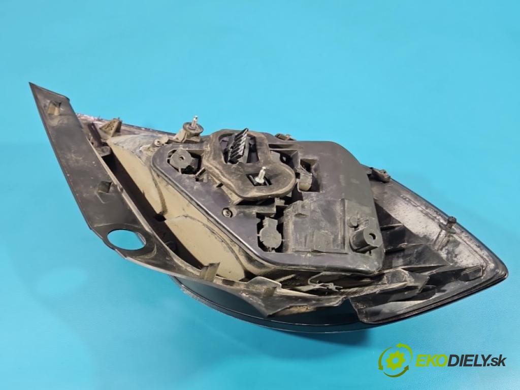Opel Astra III 2004-2014 1.4 16V 90 hp manual 66 kW 1364 cm3 5- světlo zadní pravé blatník: 24451837