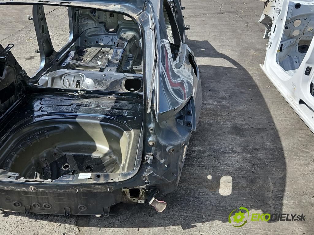Skoda Octavia IV 2019- 2.0 tdi 150 hp manual 110 kW 1968 cm3 5- blatnik zadní pravý